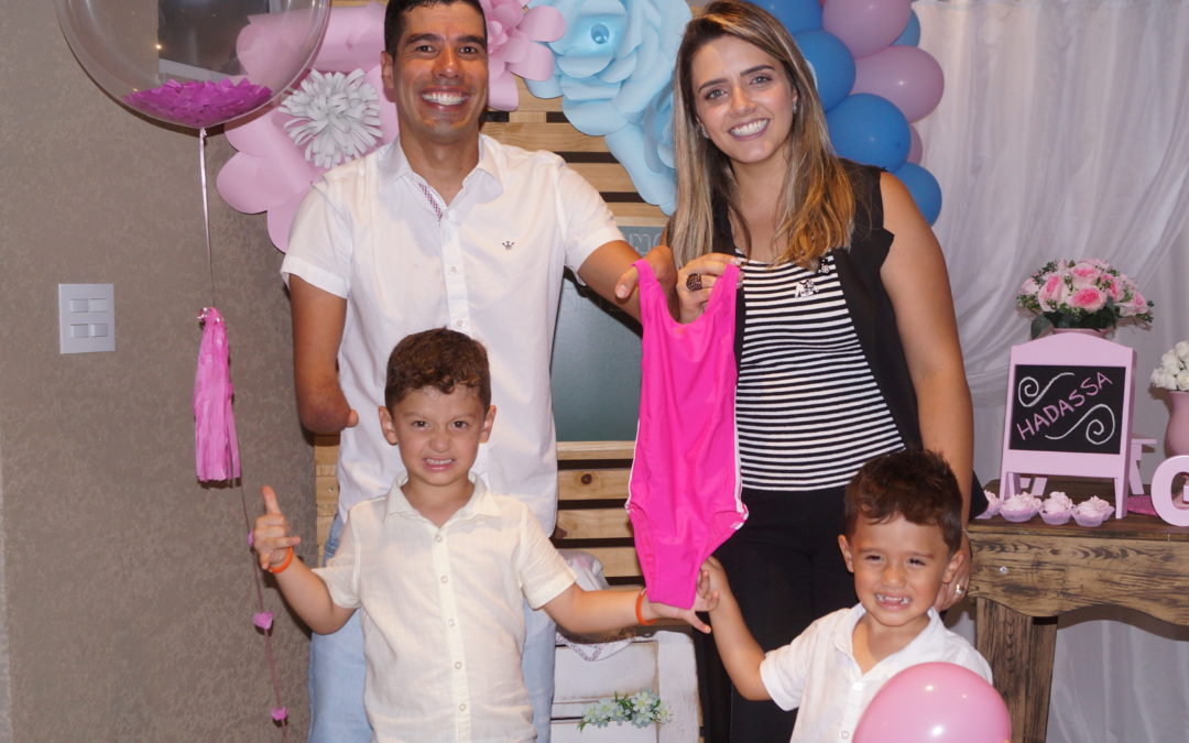 Daniel Dias comemora a chegada da primeira filha